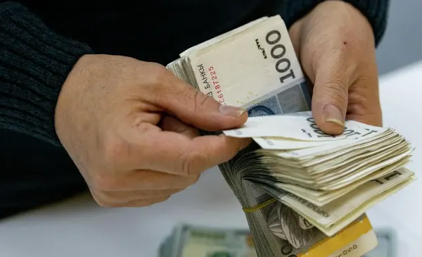 Социалдык жардам ортомчуларсыз берилет, шылуундарга ишенбеңиз