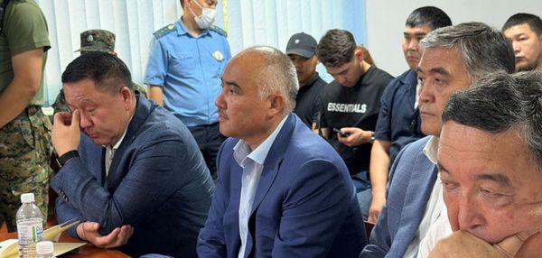 Прокурор, Ташиев, Зулушев, Шакиевди 9 жыл абакка кесүүнү сурады