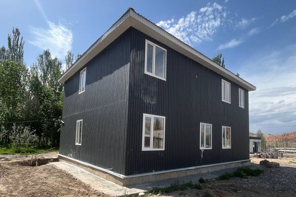 Нарында мыйзамсыз курулуп жаткан имарат аныкталып, айып пул салынды