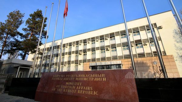 Германияда 18 жаштагы кыргызстандык сууга чөгүп көз жумду
