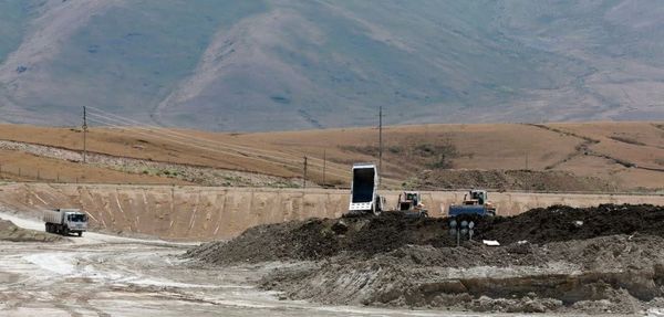 Жер казынасын пайдалануу боюнча 836 мыйзам бузуу аныкталды