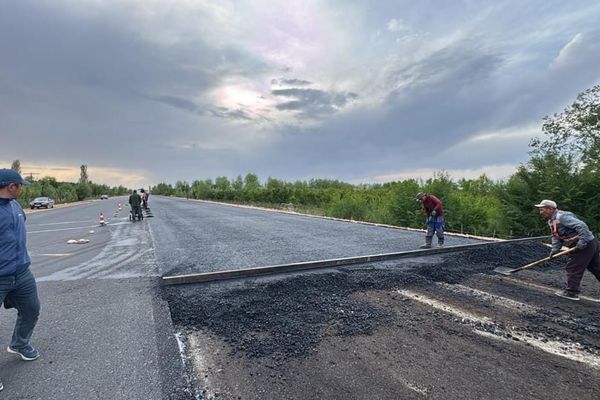 Балыкчы – Каракол жолунда асфальт басуу иштери жигердүү жүрүүдө