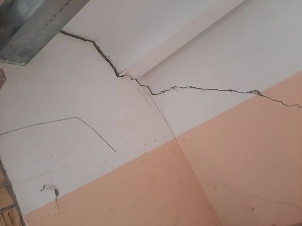 Ошто мыйзамсыз курулуш аныкталып, дубалдары буздурулду