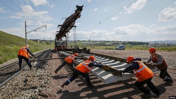 Кытай–Кыргызстан–Өзбекстан темир жолу боюнча сүйлөшүүлөр өттү