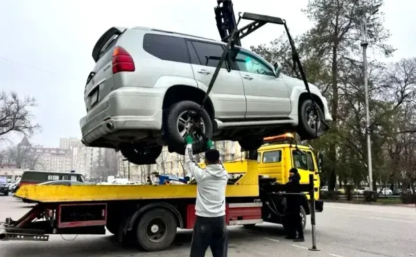 Бишкекте 1-августтан тарта мыйзамсыз токтотулган унаалар эвакуацияланат