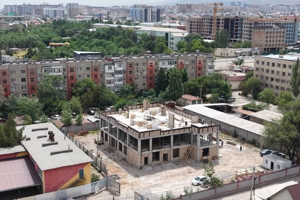 Бишкекте 100 орундуу бала бакчанын кошумча корпусу курулууда