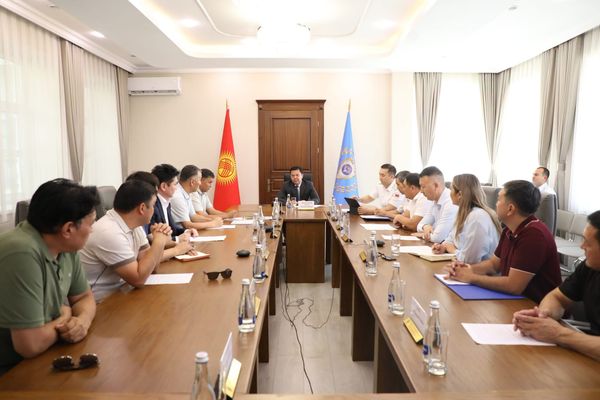 Курулуш тармагындагы ишкерлердин көйгөйлөрү көзөмөлгө алынды