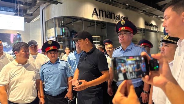 Айбек Жунушалиев "Олд Бишкектеги" соода түйүндөрүн жабууну тапшырды