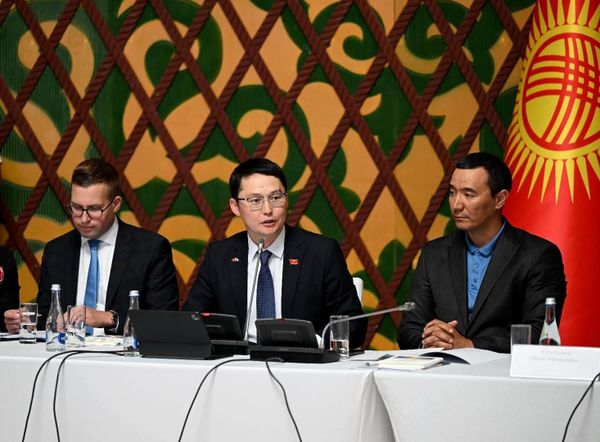 Кыргыз-өзбек жаш парламентарийлери  тажрыйба алмашууну көздөшөт