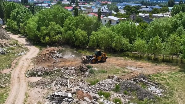 Чолпон-Атада мыйзамсыз ташталган калдыктар боюнча чара көрүлүүдө