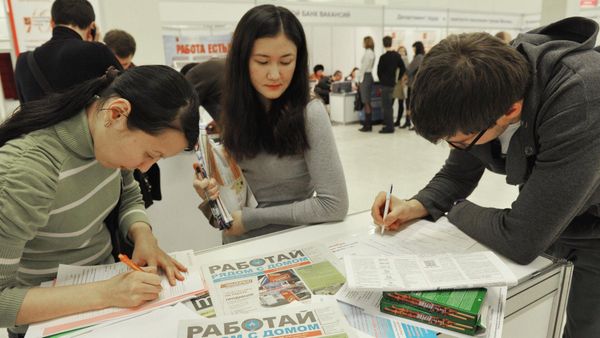 Быйыл 77 миңден ашуун жаран иш менен камсыз кылуу кызматына кайрылды