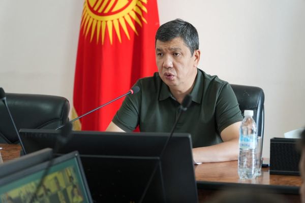 Бишкек мэри: Же иштеш керек, же кызматты бошотуу керек