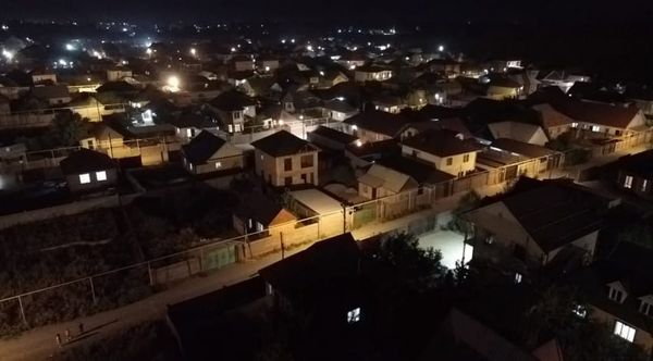 Бишкектеги "Алтын Ордо" конушунун 9 көчөсүнө жарык орнотулду