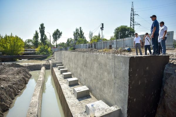 Бишкекте жылуулук түтүктөрү алмаштырылууда