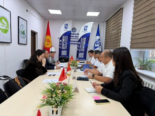 Бишкекте туризм боюнча кыргыз-кытай долбоорлору талкууланды