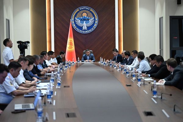Өлкөнү күйүүчү май менен үзгүлтүксүз камсыздоо маселеси талкууланды