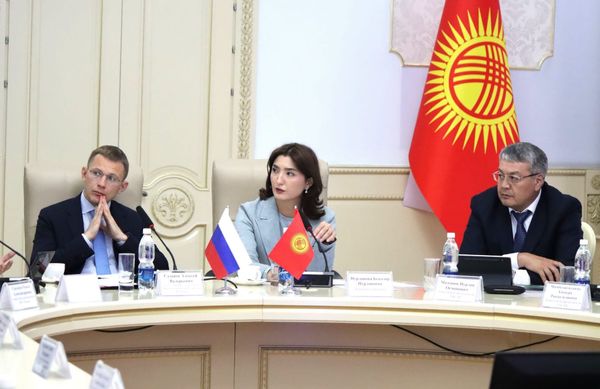 СПОТ системасы жана товарларды Россияга ташып кирүү жол-жоболору талкууланды