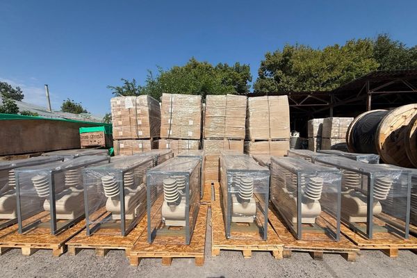 Кыргызстанга 13 млн 638 миң сомдук электр жабдуулары алынып келинди