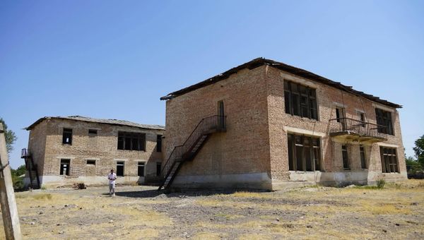 Араван жана Ноокатта мектептин имараттары бала бакча катары пайдаланылууда