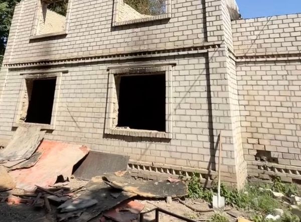 Ысык-Атада өрттөнүп кеткен үйдүн ээсине 400 миң сом кенемте төлөндү