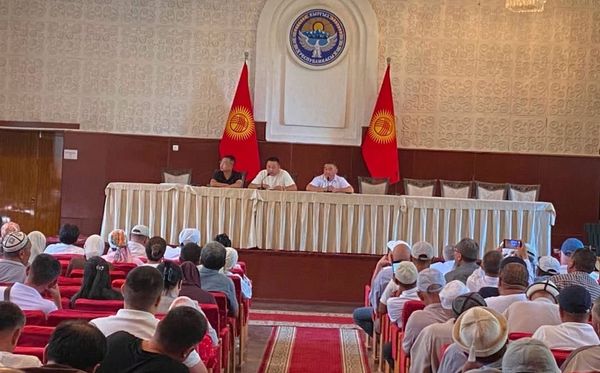 Кытайлык инвесторлор Кадамжайда жаңы өндүрүш долбоорлорун сунуштады