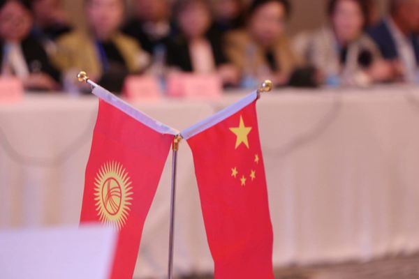 Кыргызстандыктар Кытайда 10 күн визасыз жүрө алышат
