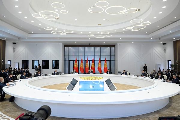 Кыргызстанда санарип сомду 2026-жылдын аягына чейин пилоттук тестирлөө пландалууда