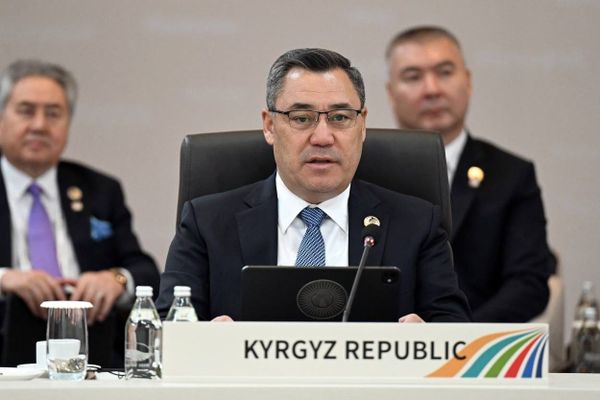 Садыр Жапаров Корея менен экономикалык өнөктөштүктү күчөтүүгө чакырды