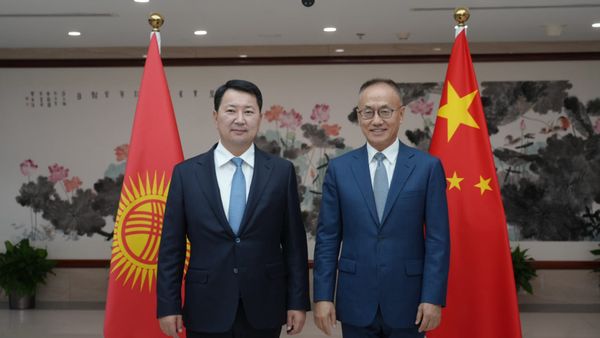Кыргызстан менен Кытай гранттык долбоорлорду ишке ашырууну макулдашты