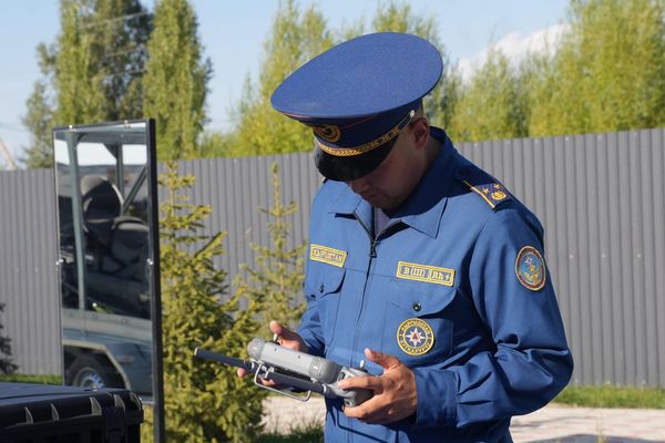 Ысык-Көлдө куткаруучуларга 16 млн сомго атайын техника тапшырылды