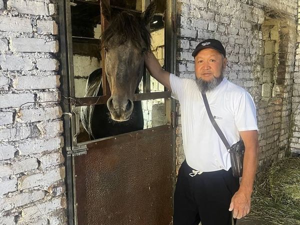“Колумдан баары келет, мүмкүнчүлүгүм да бар, бирок...” - таластык ишкердин Президентке жеткире албай жүргөн арманы