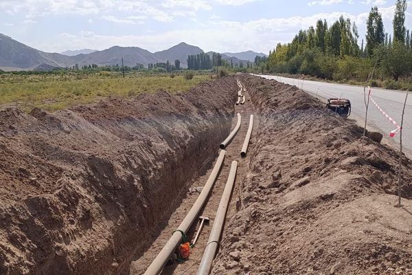 Баткендин Чек айылында жаңы ичүүчү суу системасы курулууда
