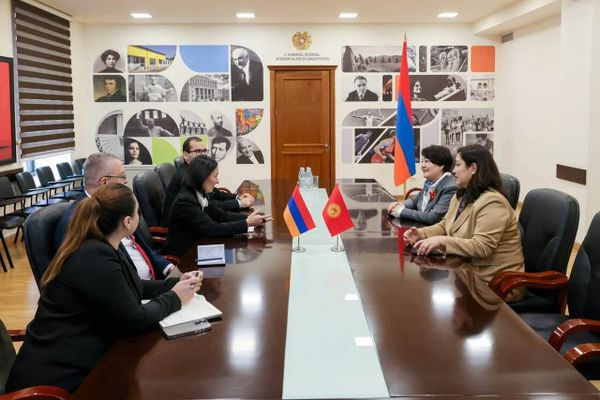 Кыргызстан менен Армения билим берүү тармагындагы кызматташууну бекемдейт
