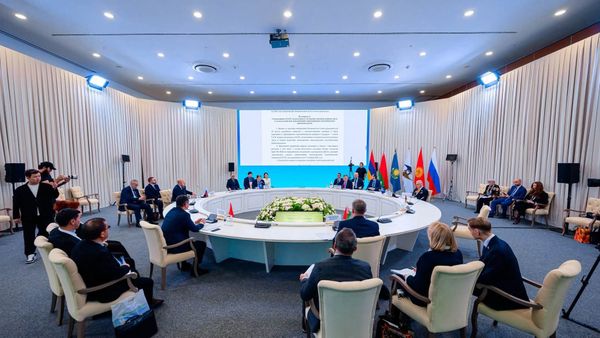 Астанада ЕАЭБ өлкөлөрү транспорттук саясатты талкуулады
