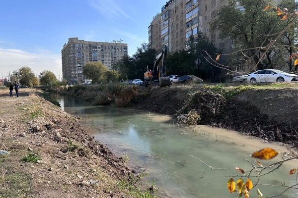 Бишкекте каналдар тазаланууда