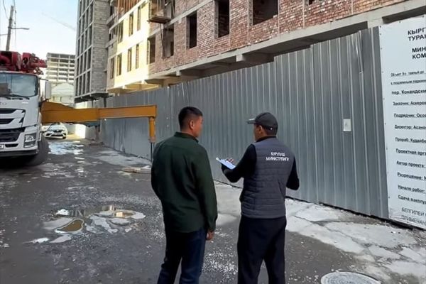 Коопсуздук эрежесин бузган курулуш компаниясына 200 миң сом айып салынды