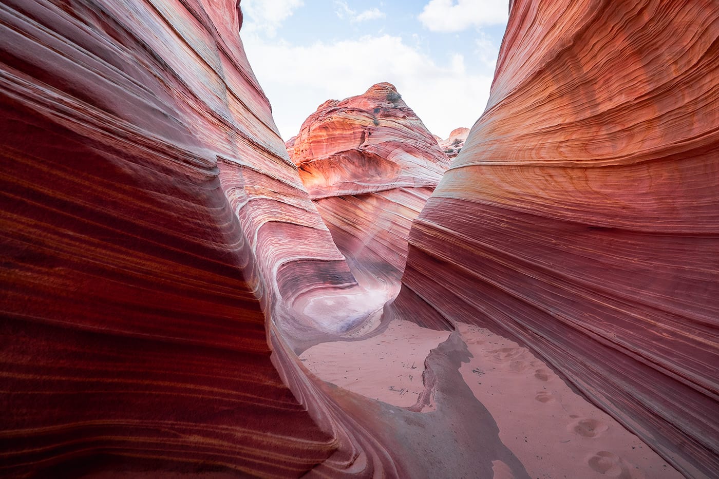 Off-shoot of the main part of The Wave. Be sure to really explore the entire area.