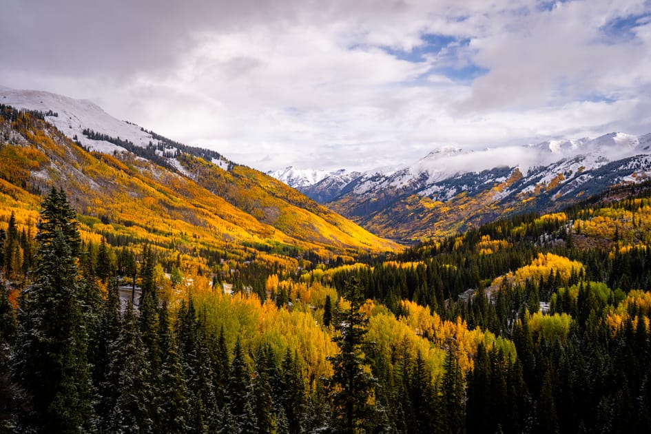 Snowy views along the Million Dollar Highway between Ouray and Silverton, Colorado