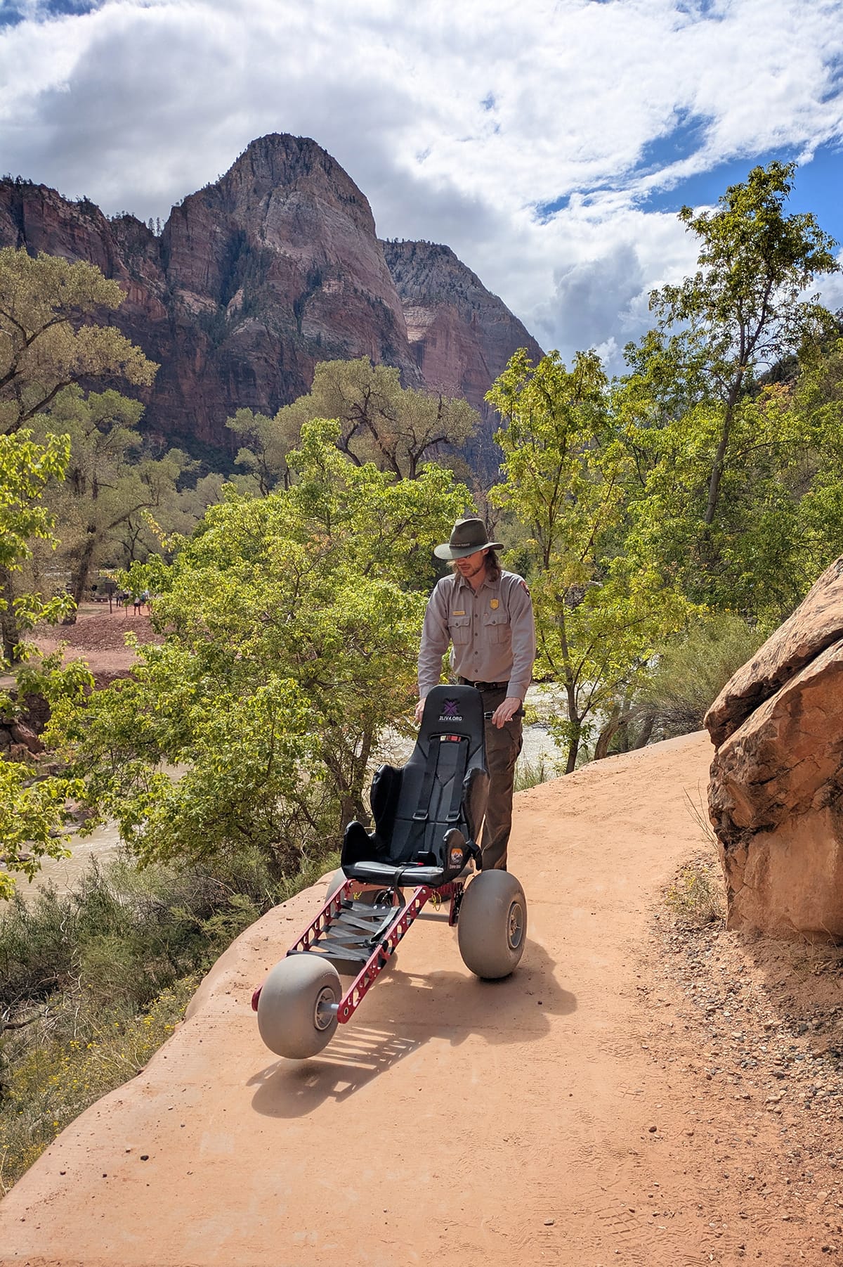 Lower Emerald Pools Trail in Zion National Park, Utah, a mostly paved, wheelchair-friendly trail with steep sections that may require assistance.