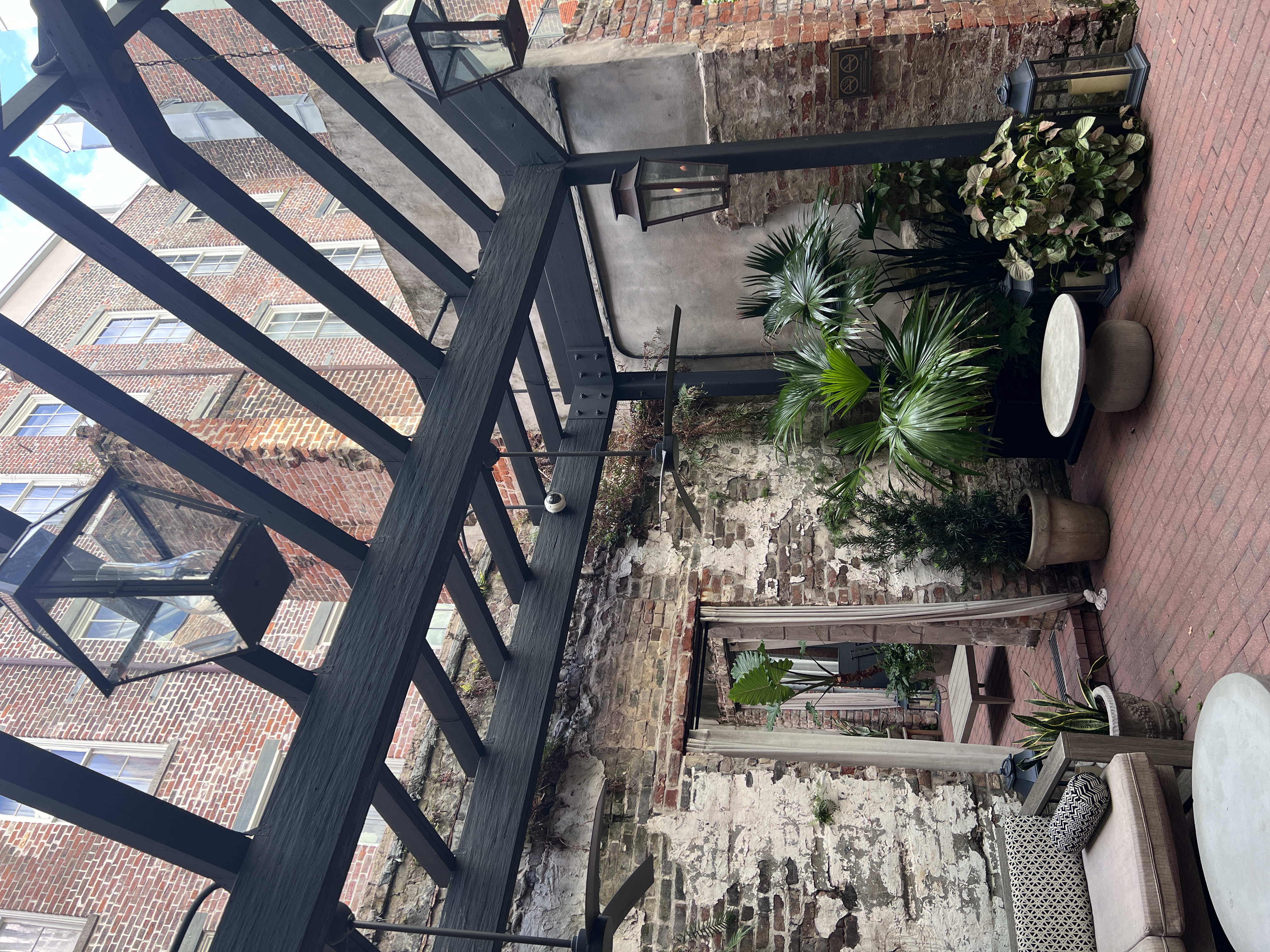 Photo of the courtyard of The Eliza Jane hotel in New Orleans