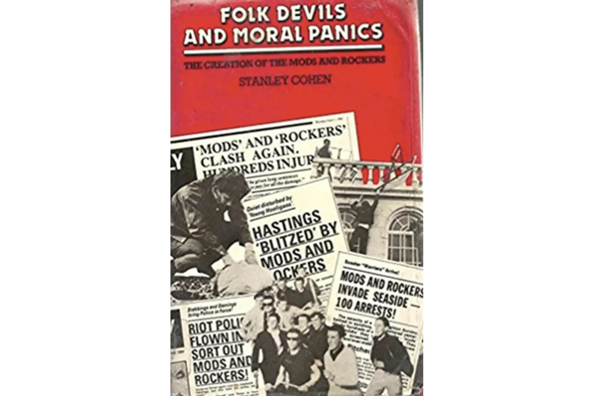 Εξώφυλλο του βιβλίου Folk Devils and Moral Panics για Rockers και Mods