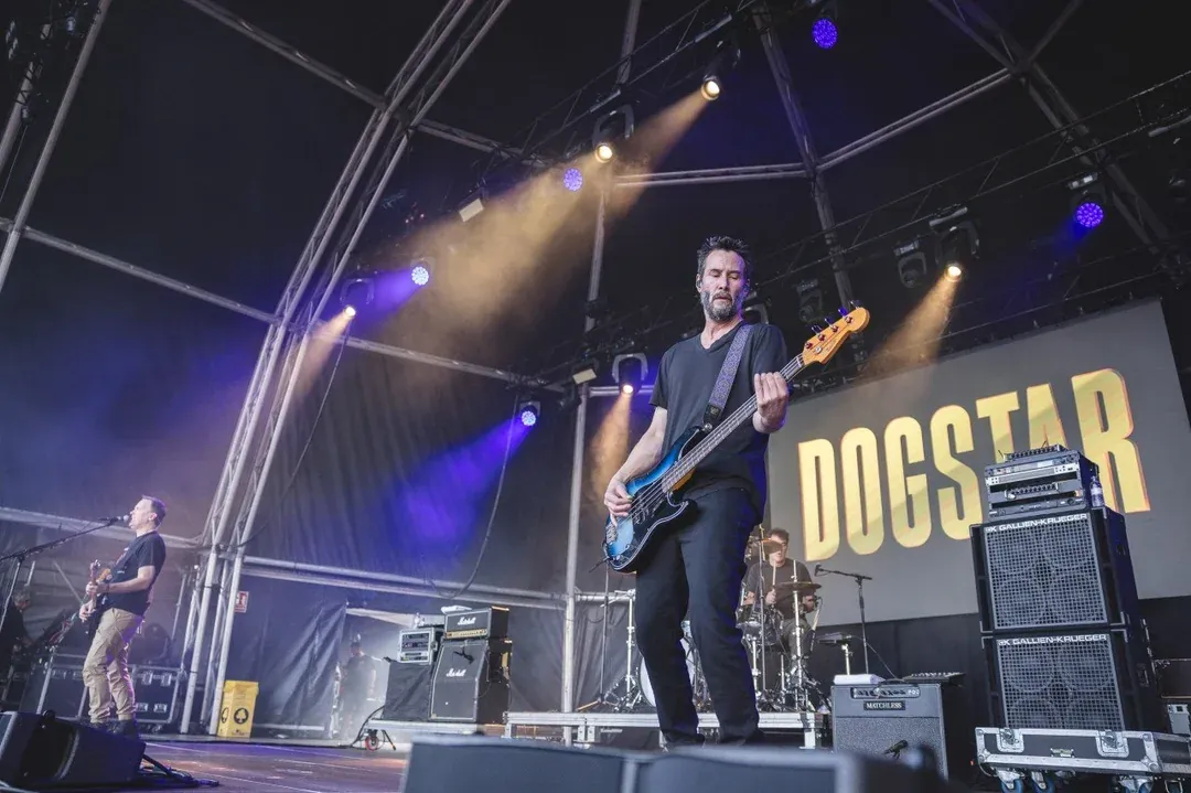Dogstar, μπάντα με τον Keanu Reeves σε live εμφάνιση