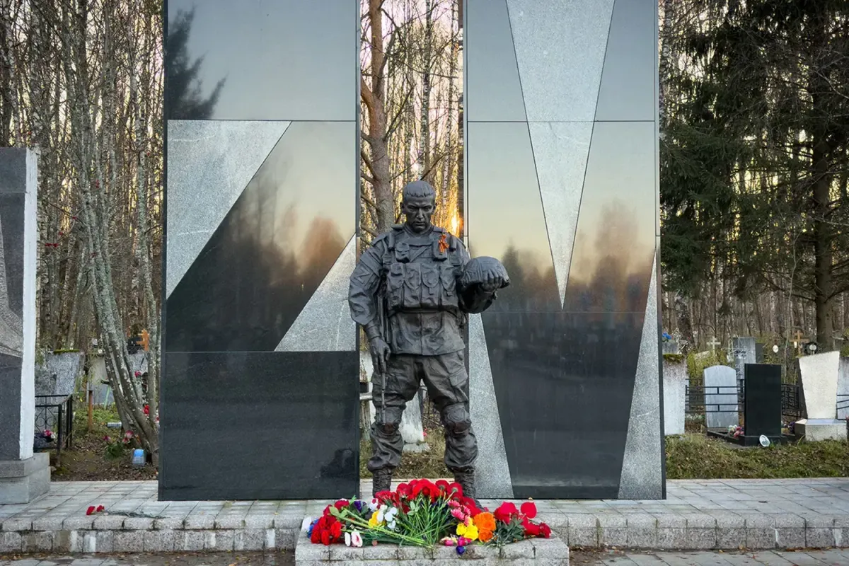 Russian Soldiers Complain That Wives Show More Enthusiasm for Death Benefits Than Marriage Itself