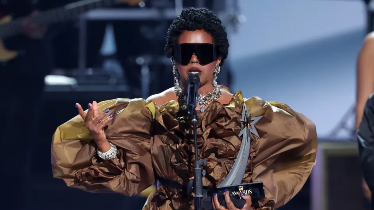 Ms. Lauryn Hill recibe el primer Living Legend Icon Award en los BET Awards 2026