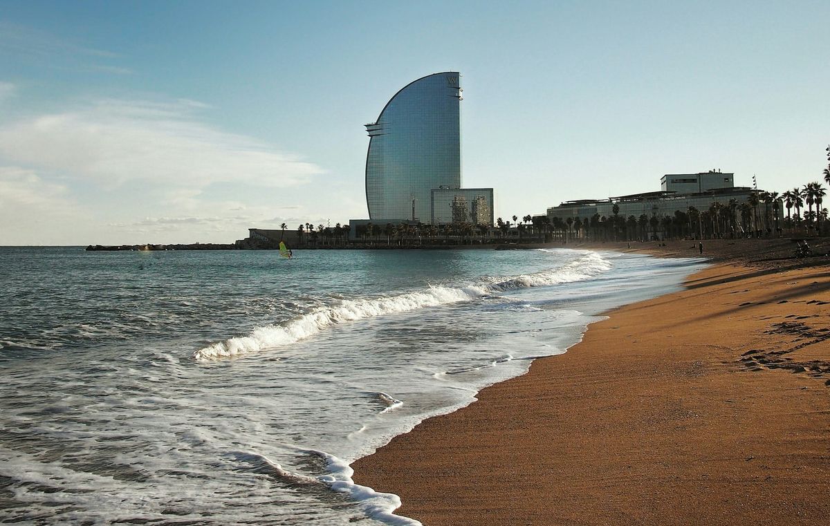 Hidden Beaches Near Barcelona: Where Locals Go to Escape the Crowds