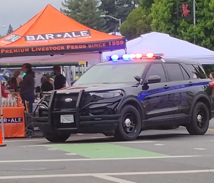 In Willits, Police Cars That Blend in Raise Questions About California Law