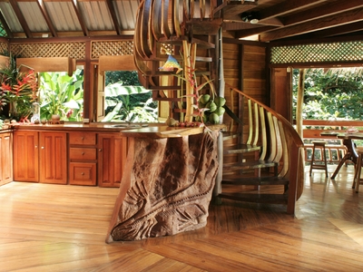 Beach House-livingroom