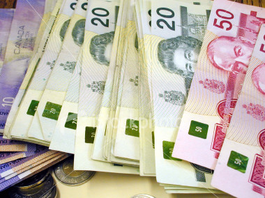 canadian_money_2jpg canadian_money_2jpg