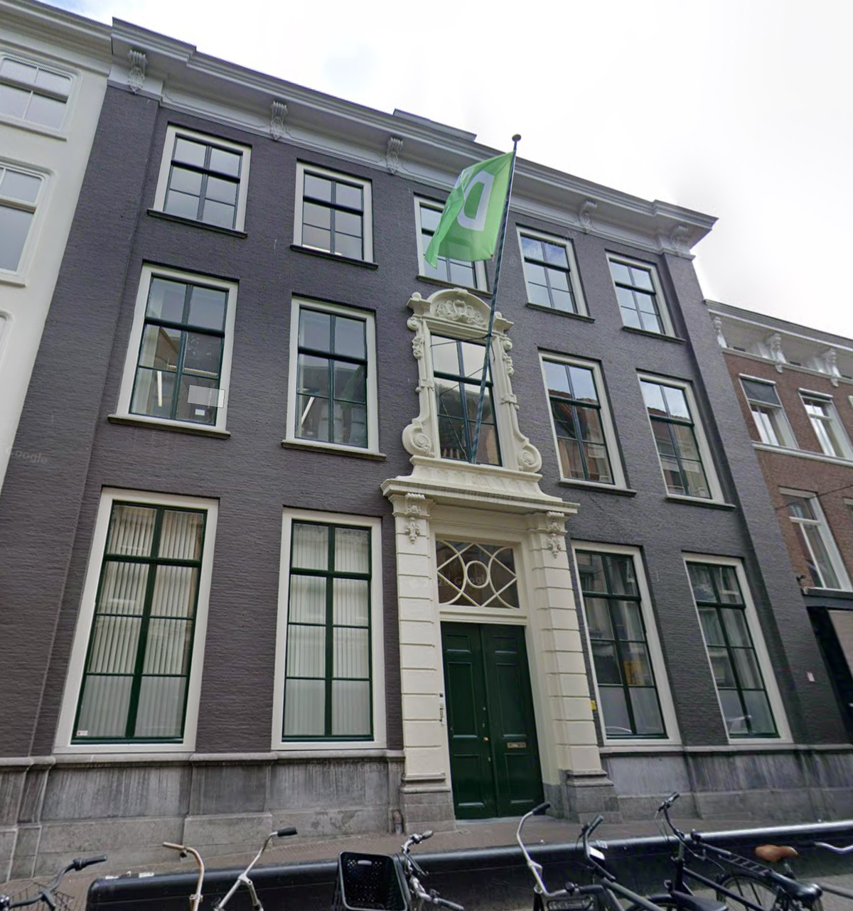 Explosion with fireworks bomb at D66 headquarters, the party of the Dutch prime minister