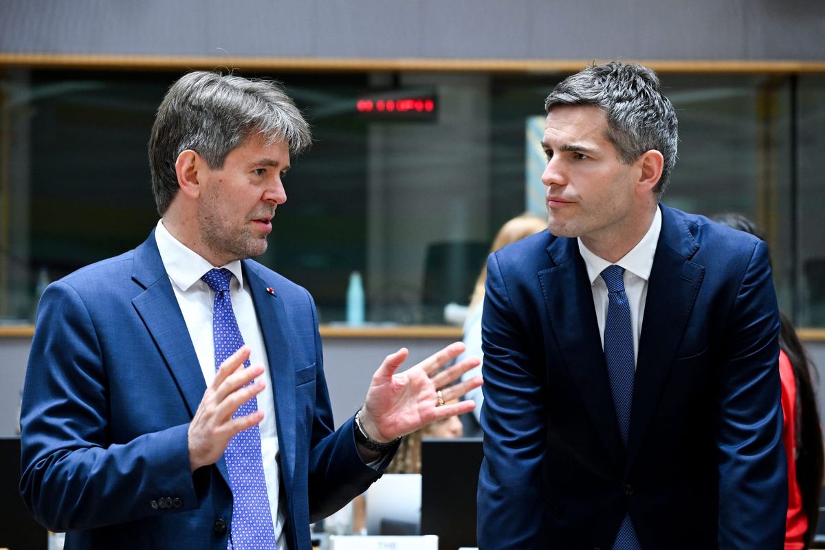 The Netherlands summons Russian Ambassador after hack of cameras monitoring military supply routes, backs new EU sanctions